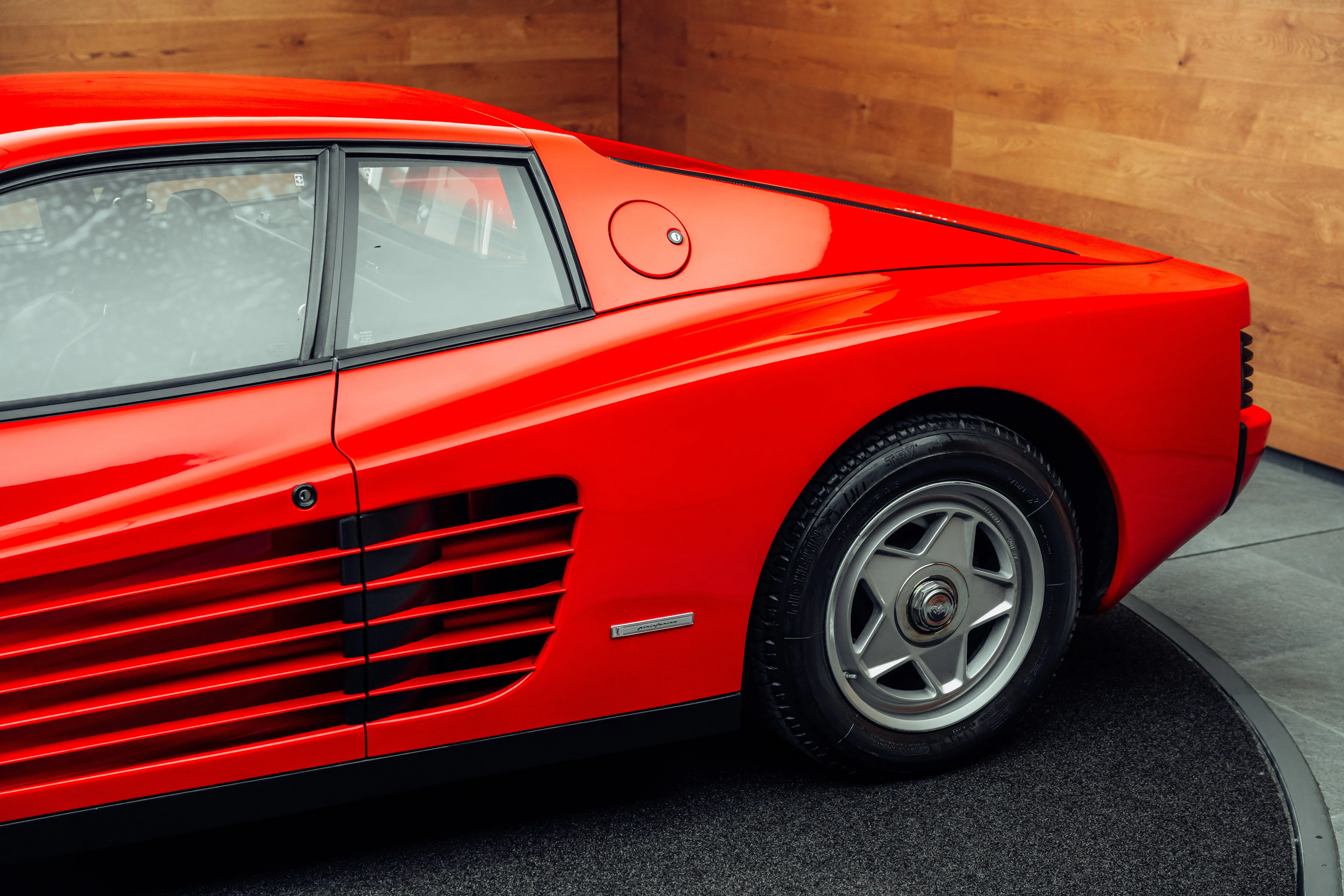 Ferrari Testarossa MonoSpecchio del 1985, 17/27