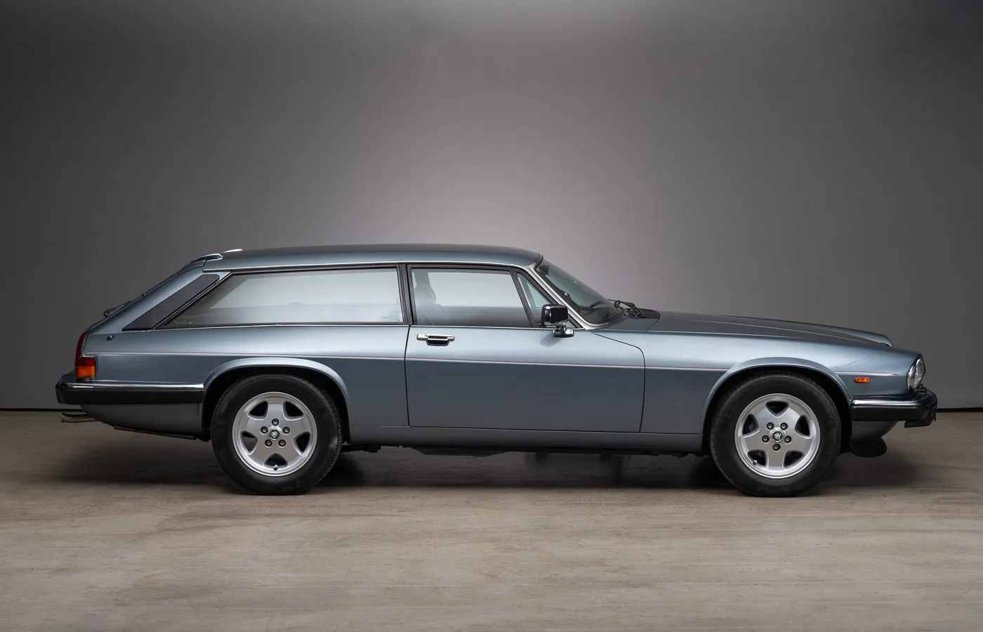 1985 Jaguar XJ-S V12 Lynx Eventer, 4/30