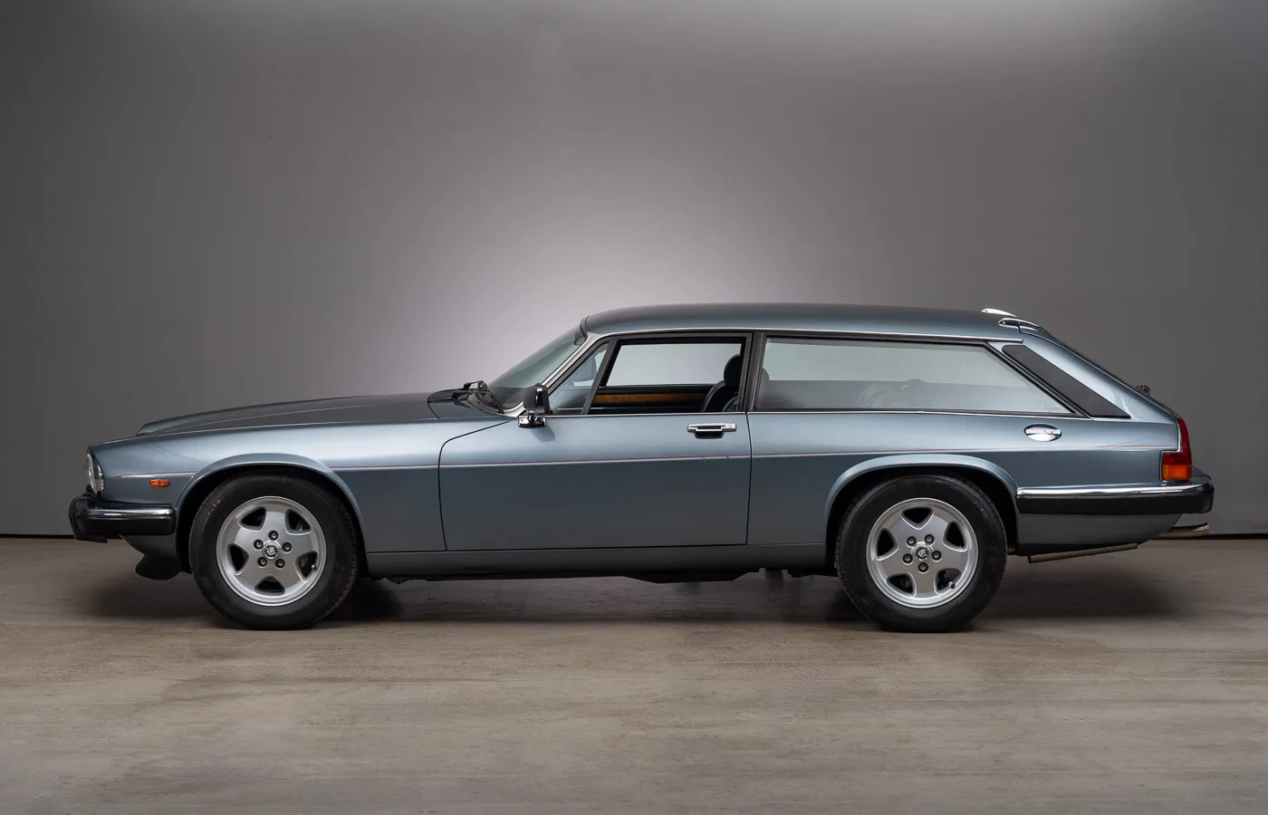 1985 Jaguar XJ-S V12 Lynx Eventer, 5/30