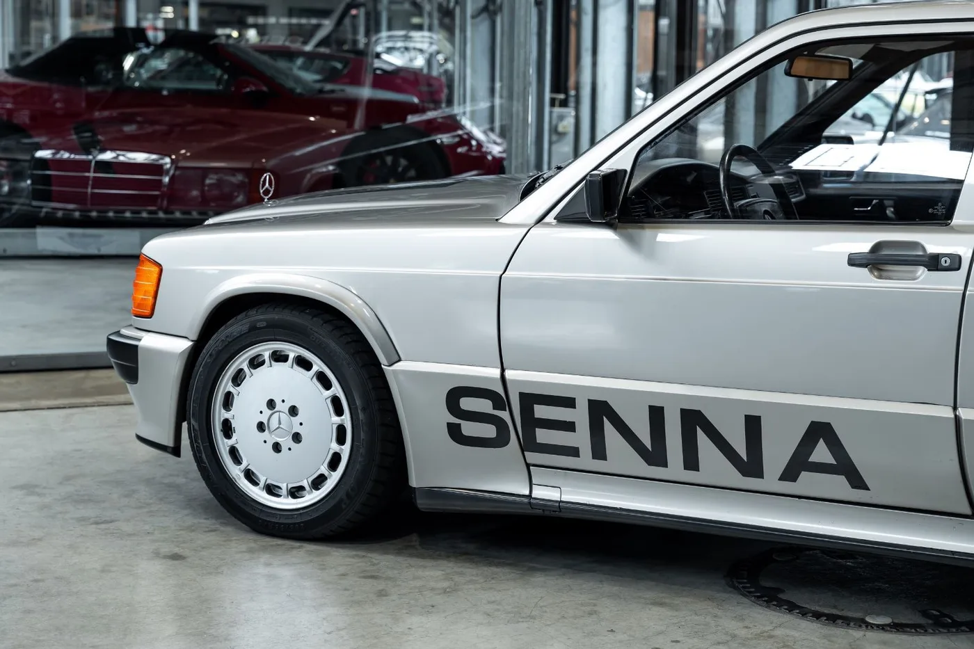 1985 Mercedes-Benz 190 E 2.3-16 angeboten von einem Fachhändler in Neuss, Deutschland, Foto 6 von 25
