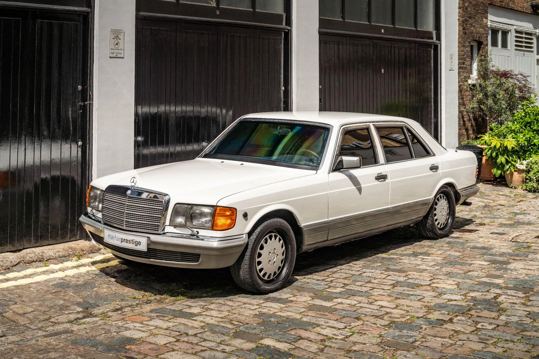 1985 Mercedes-Benz 500 SEL Armoured B6, 4/30
