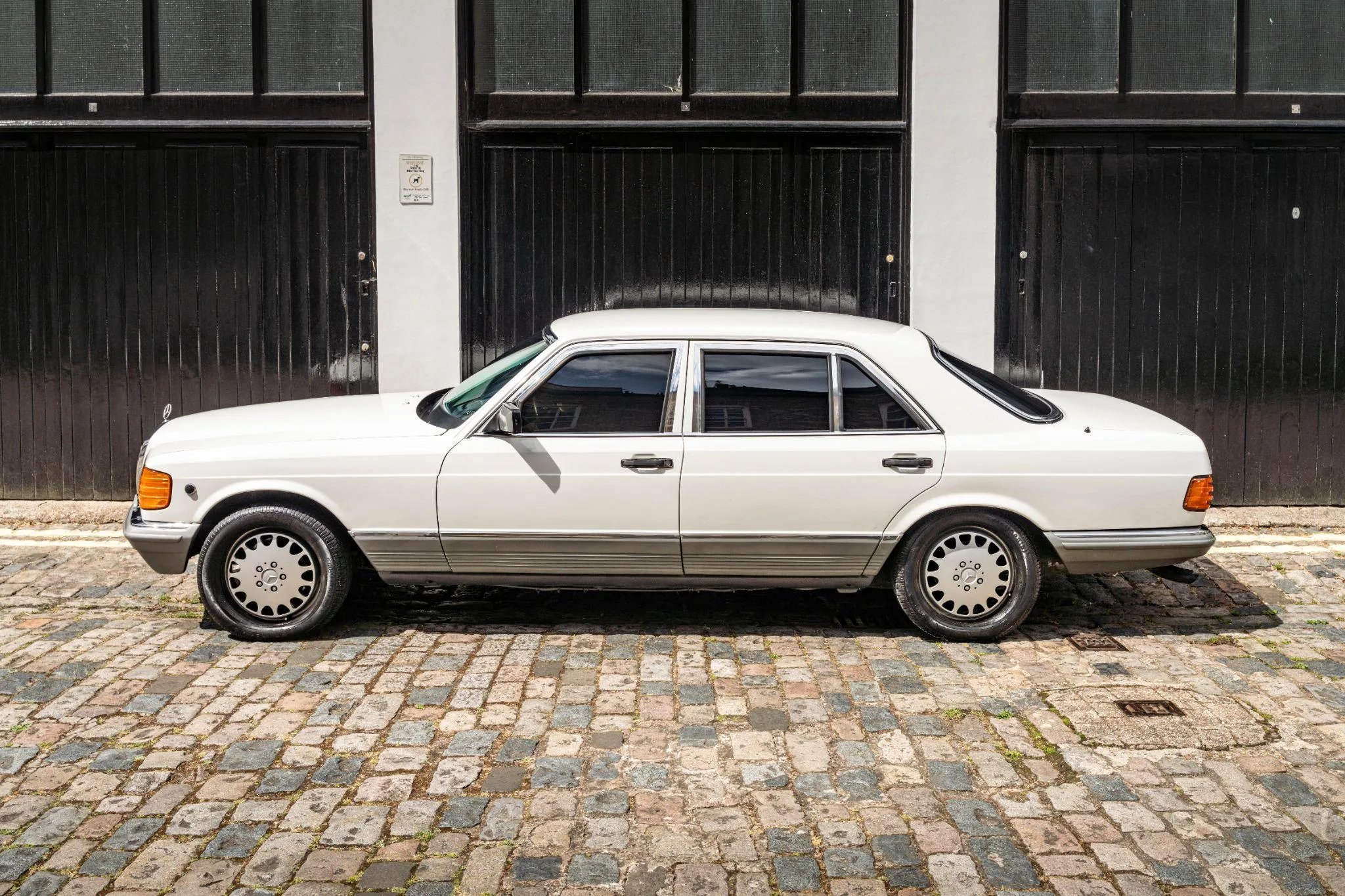 1985 Mercedes-Benz 500 SEL Armoured B6, 14/30