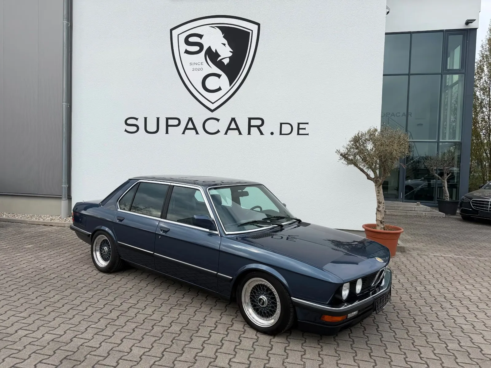 1986 BMW M5, 2/30