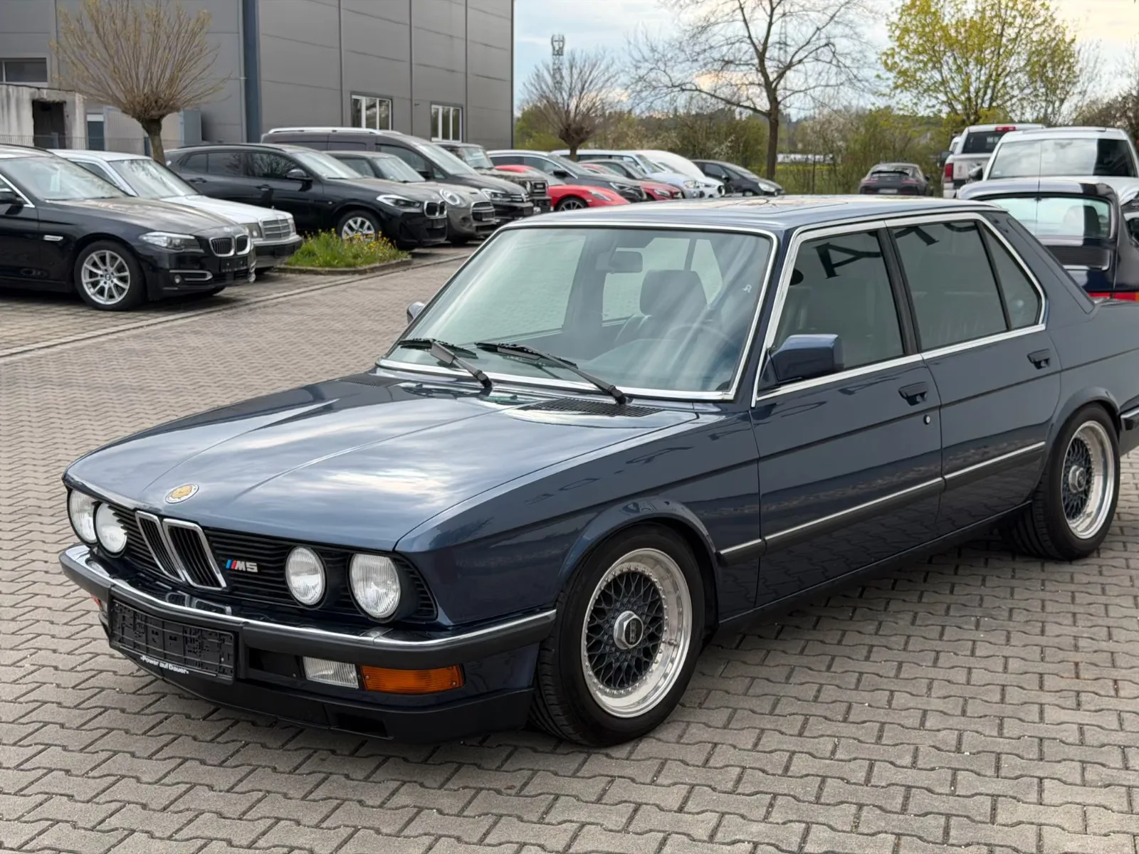 1986 BMW M5, 5/30