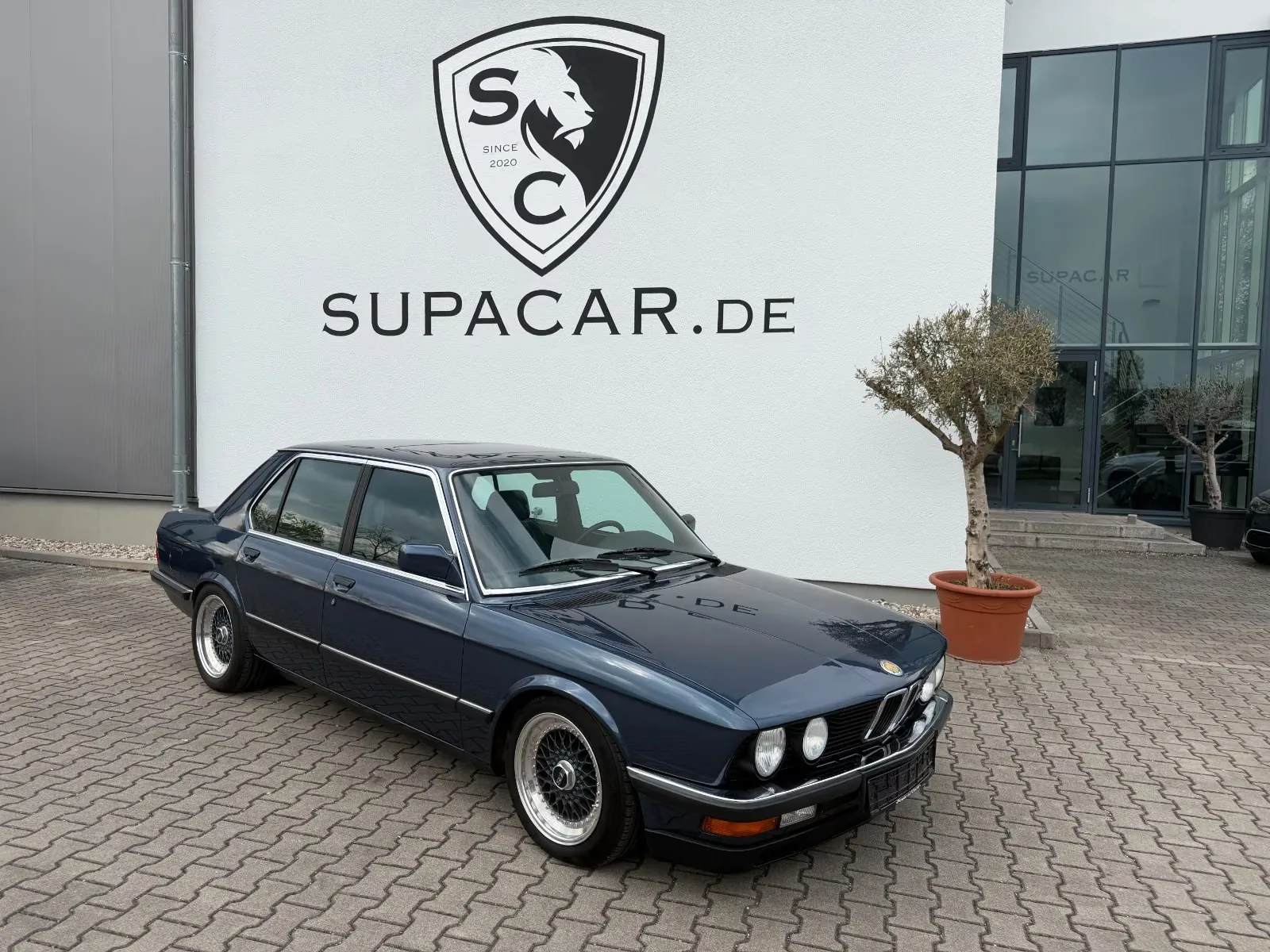 1986 BMW M5, 10/30