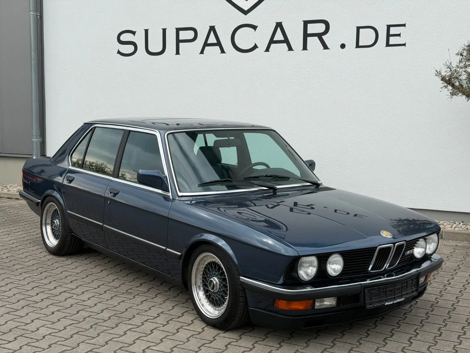 1986 BMW M5, 11/30