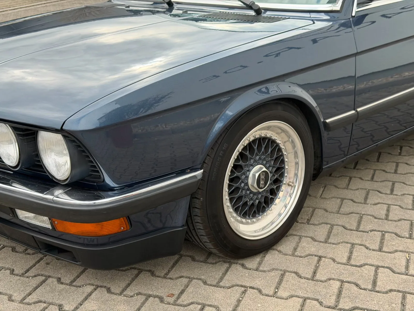 1986 BMW M5, 12/30