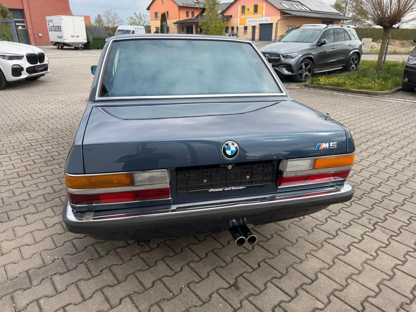 1986 BMW M5, 15/30