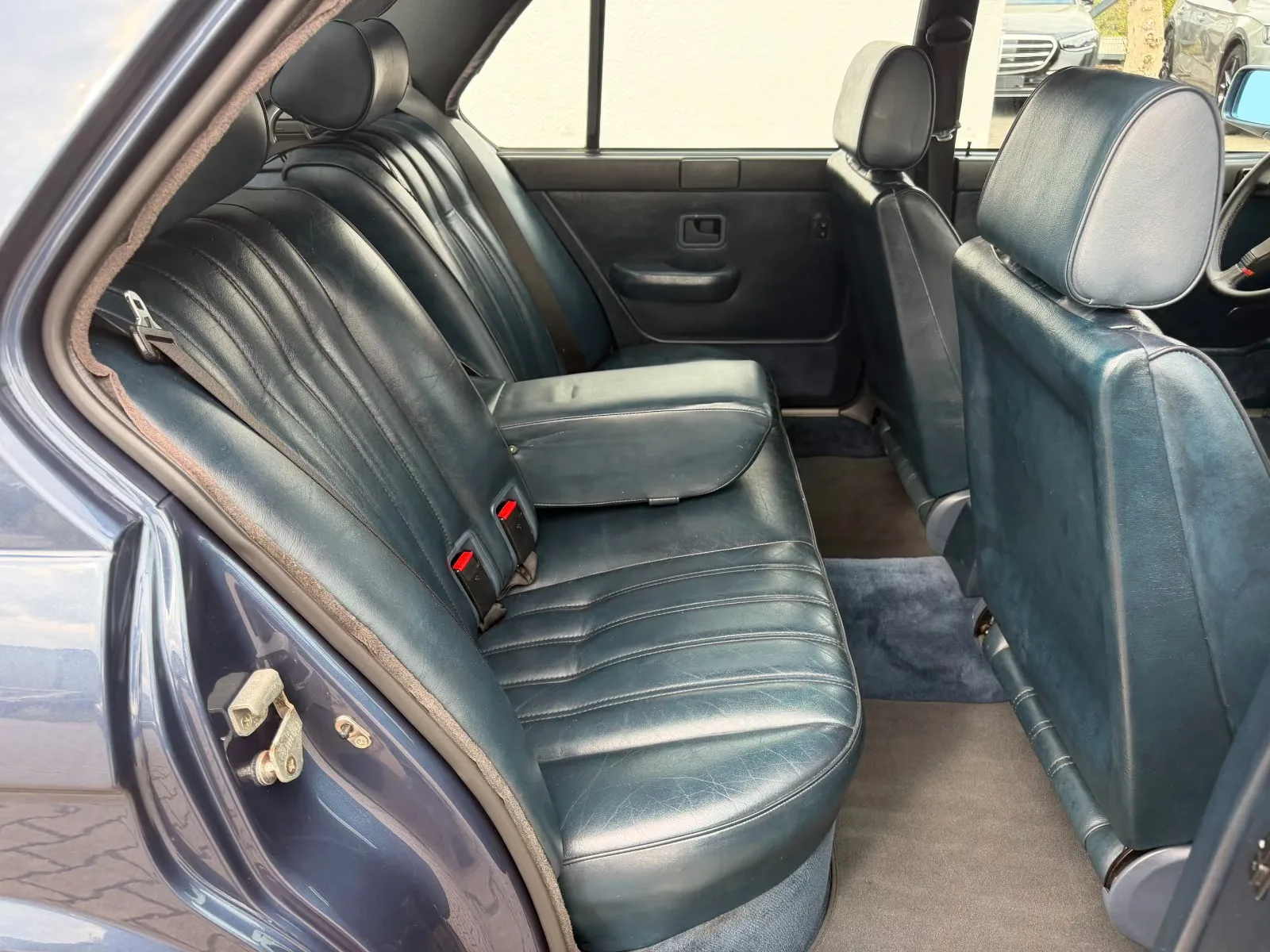 1986 BMW M5, 25/30