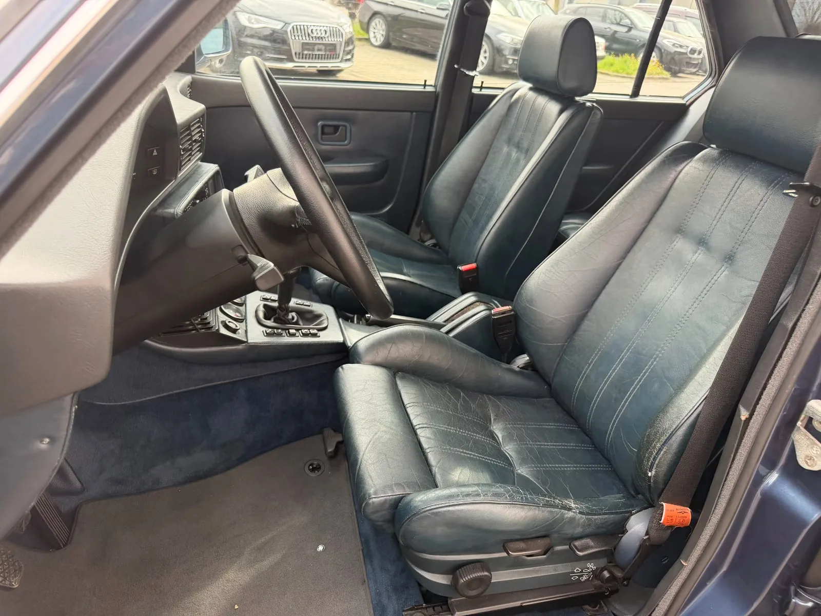 1986 BMW M5, 28/30