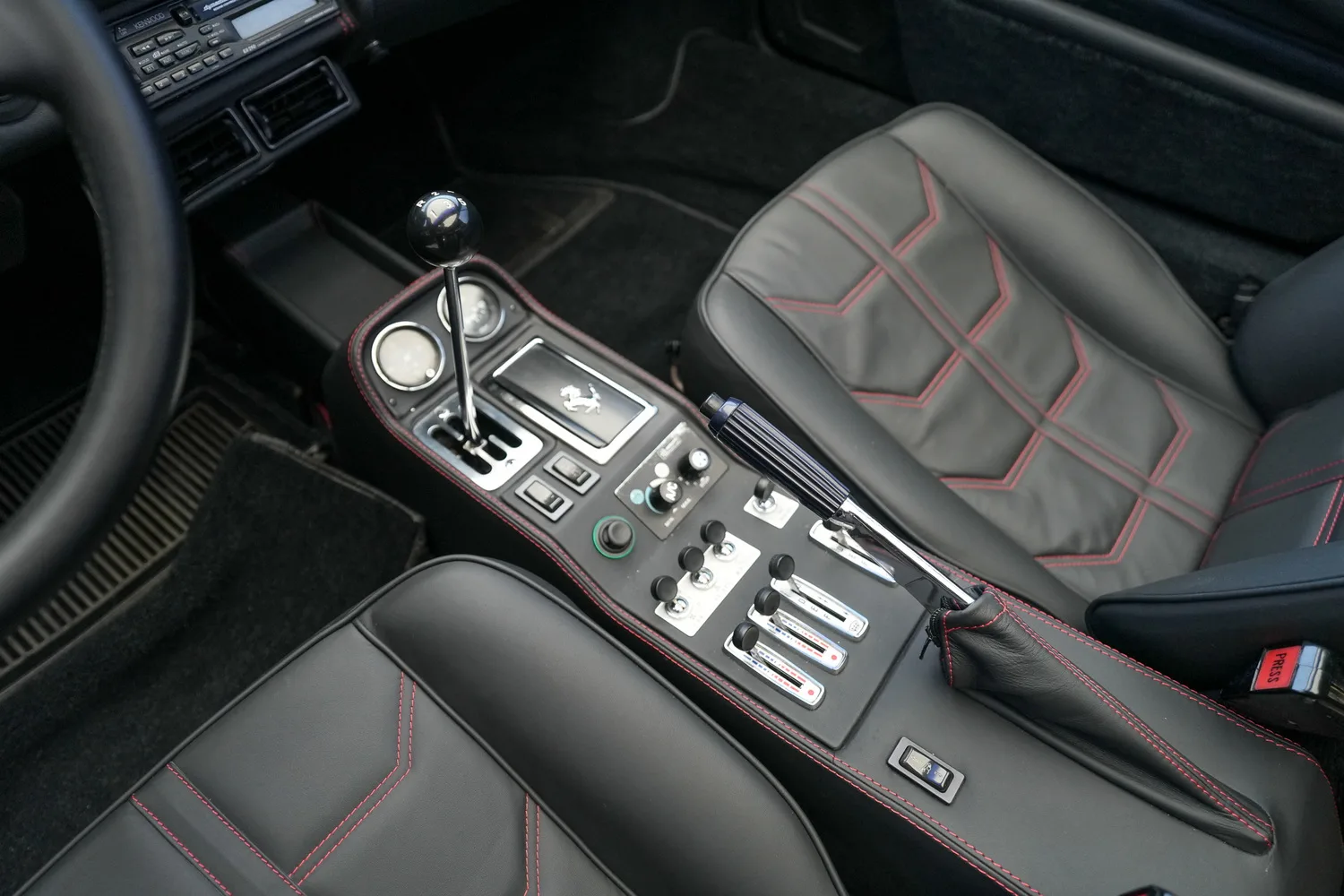 1986 Ferrari 308 GTS QV, 9/14