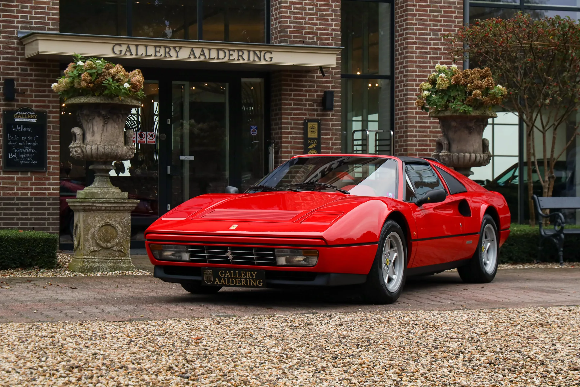 1986 Ferrari 328 GTS, 19/30