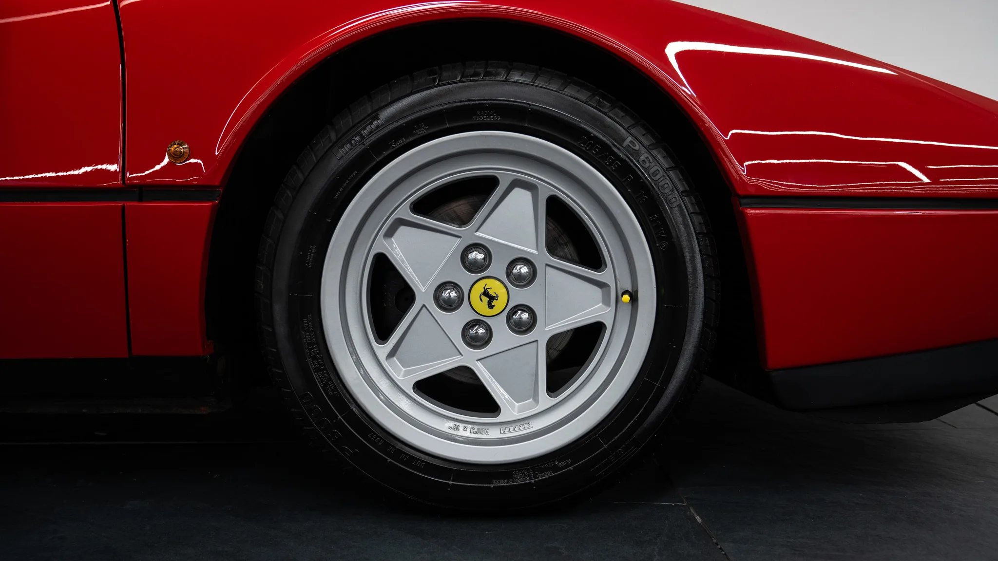 1986 Ferrari 328 GTS, 12/30