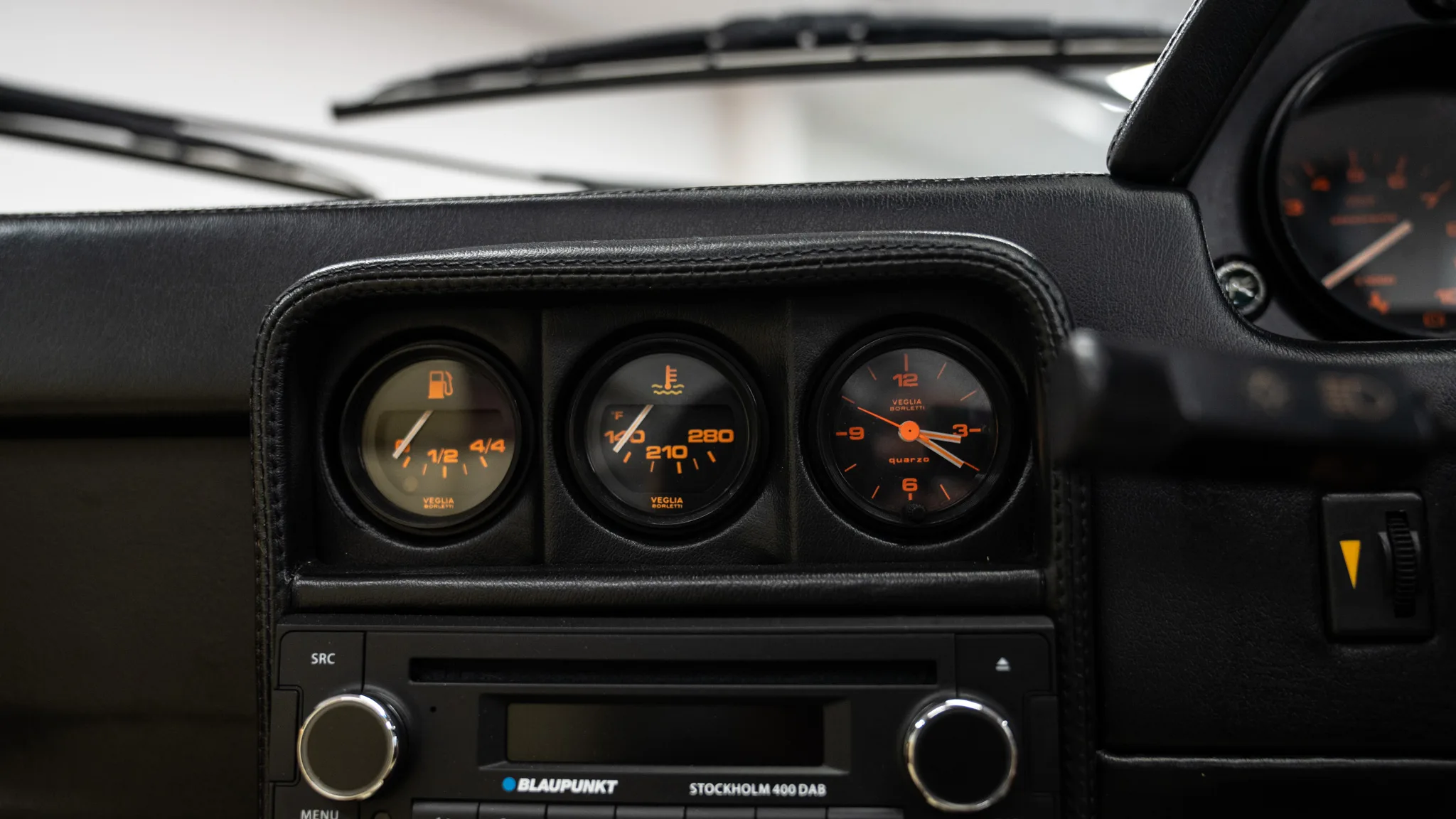 1986 Ferrari 328 GTS, 28/30
