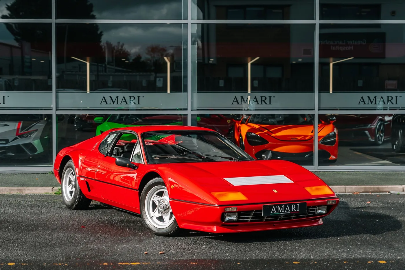 1986 Ferrari 512 BBi proposée par un spécialiste de la supercar à Preston, Royaume-Uni, photo 2 sur 25