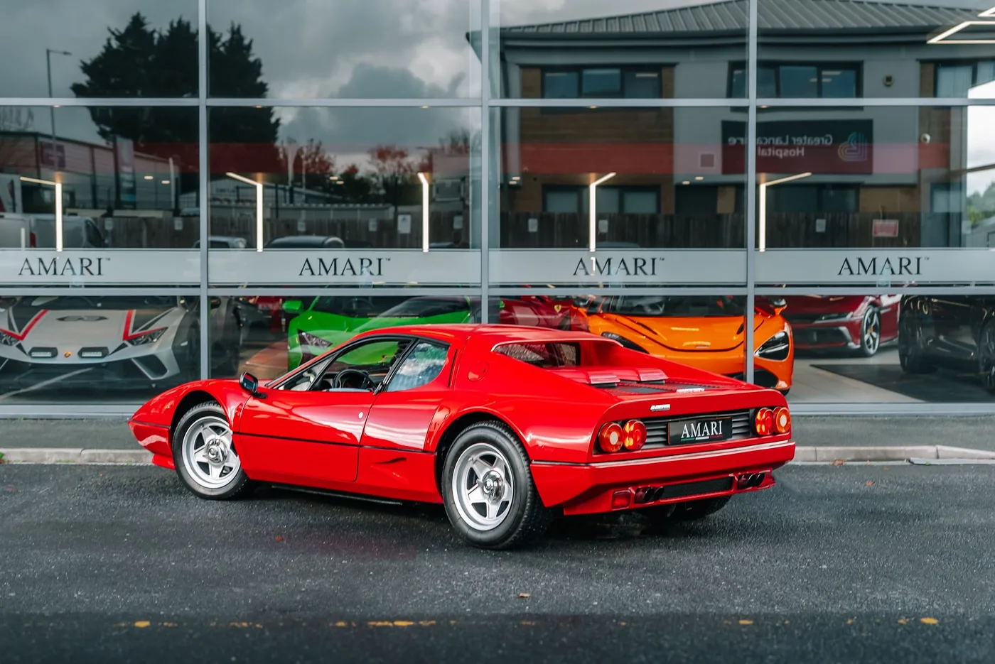 1986 Ferrari 512 BBi proposée par un spécialiste de la supercar à Preston, Royaume-Uni, photo 5 sur 25