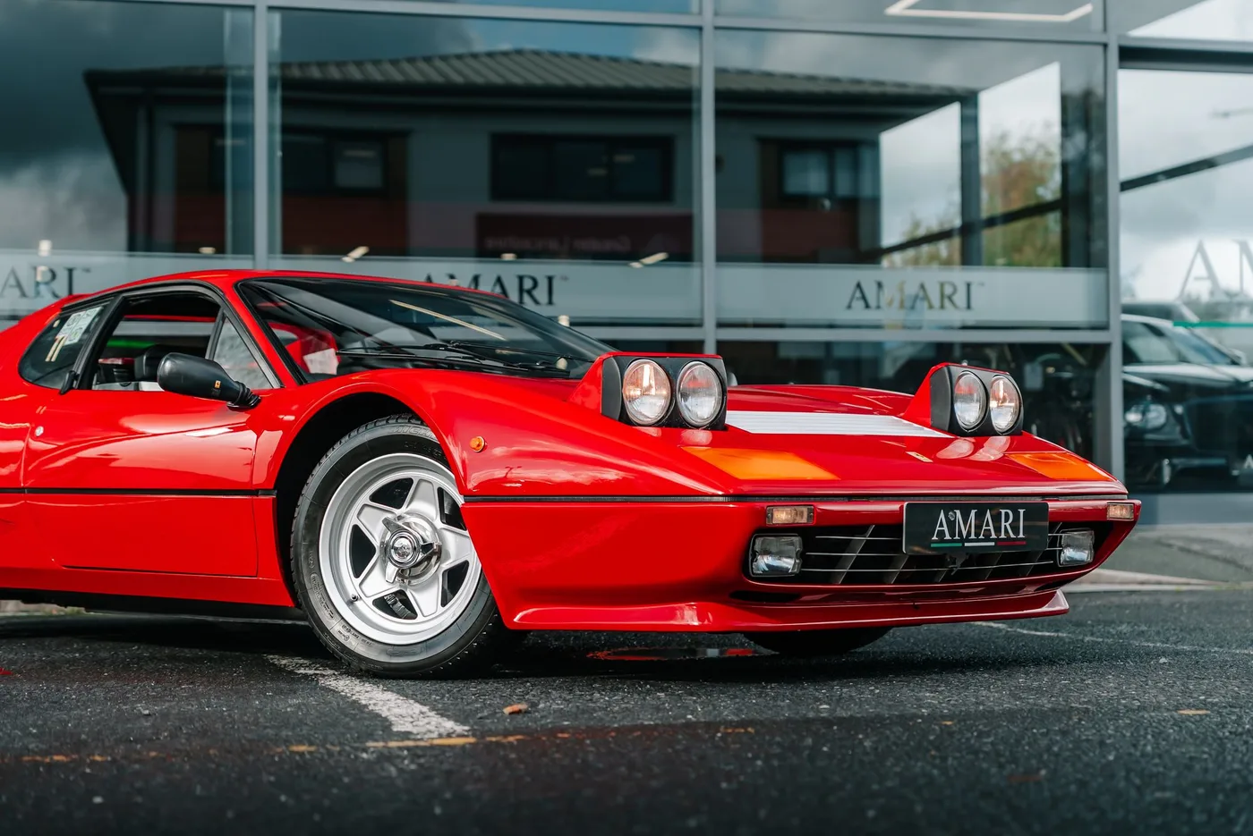 1986 Ferrari 512 BBi proposée par un spécialiste de la supercar à Preston, Royaume-Uni, photo 17 sur 25
