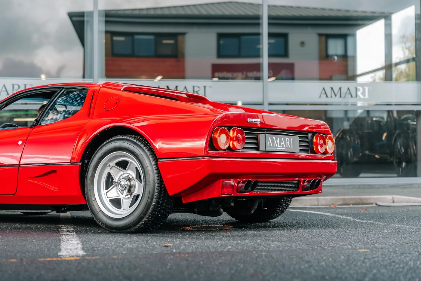1986 Ferrari 512 BBi proposée par un spécialiste de la supercar à Preston, Royaume-Uni, photo 20 sur 25