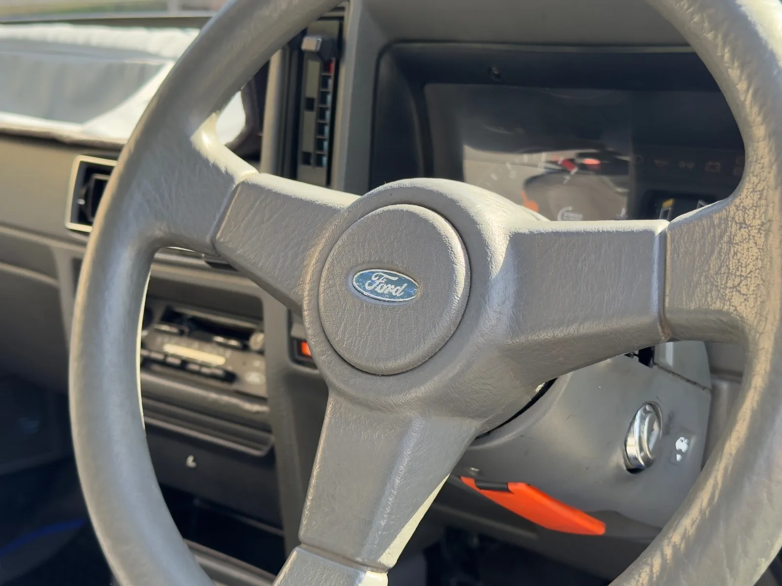 1986 Ford Escort RS Turbo Series 1, 29/30