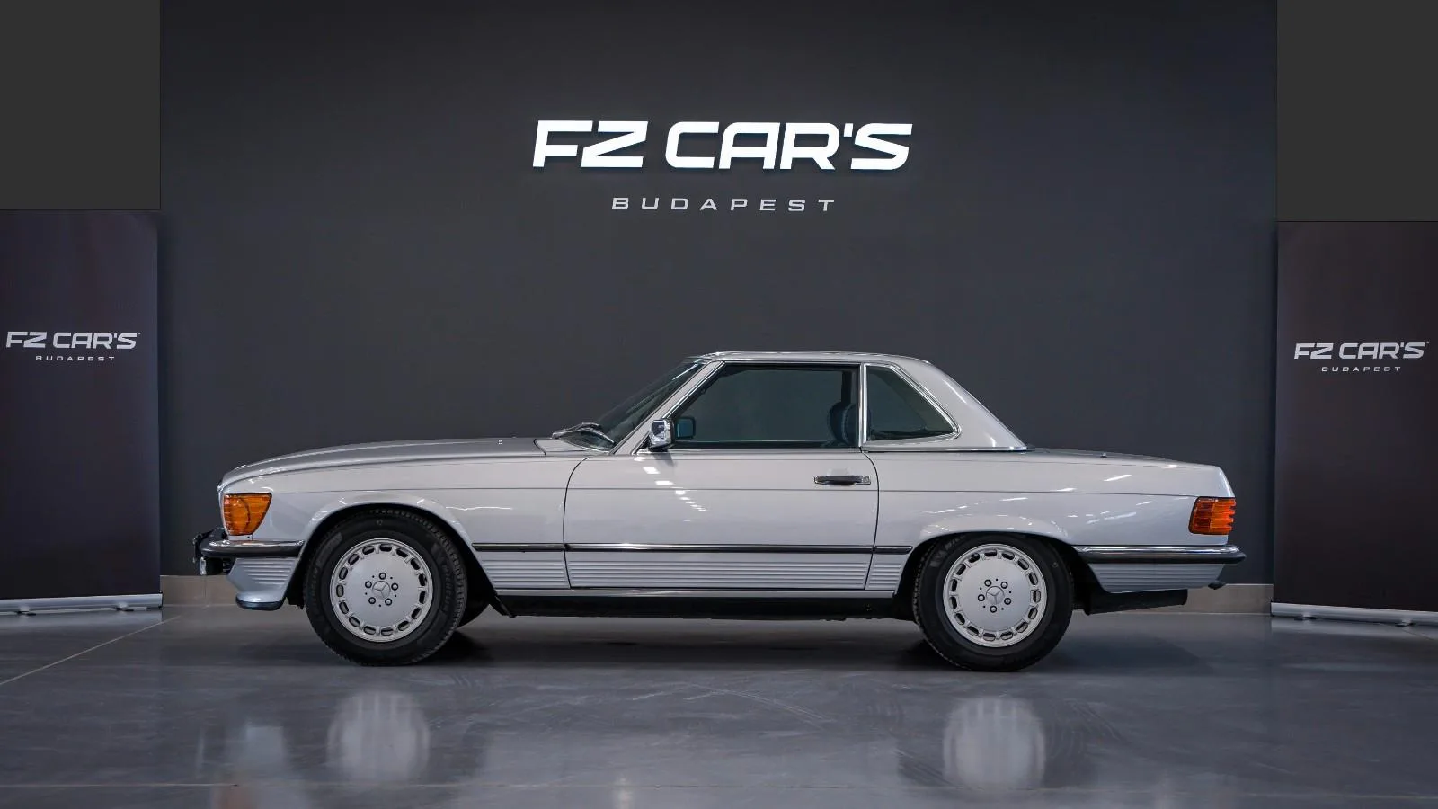 1986 Mercedes-Benz 300 SL, 5/13