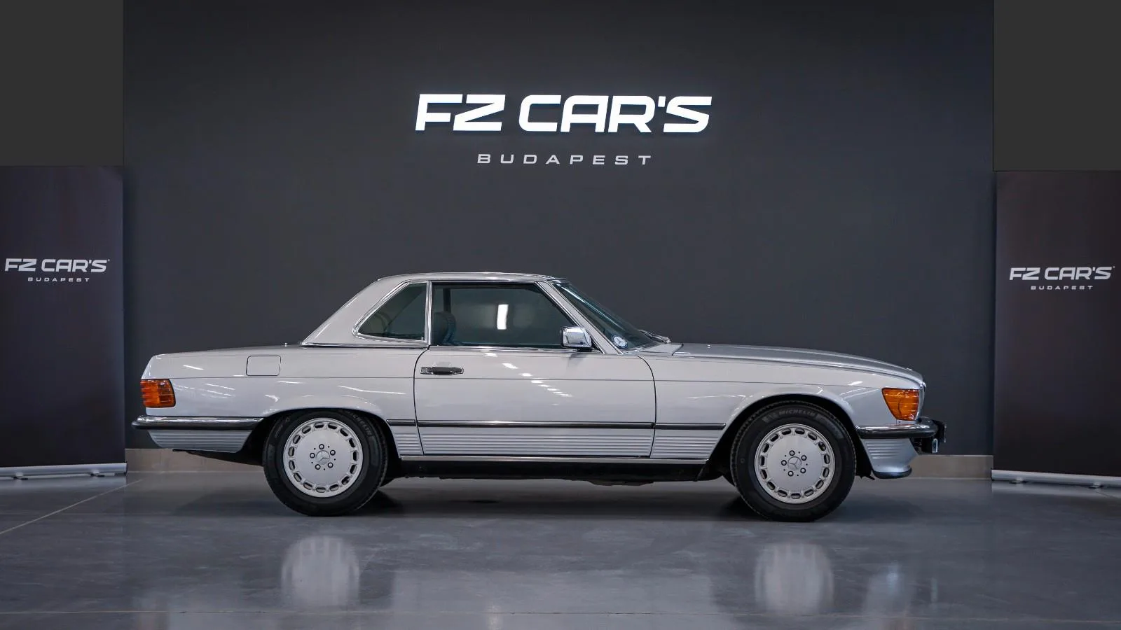 1986 Mercedes-Benz 300 SL, 6/13