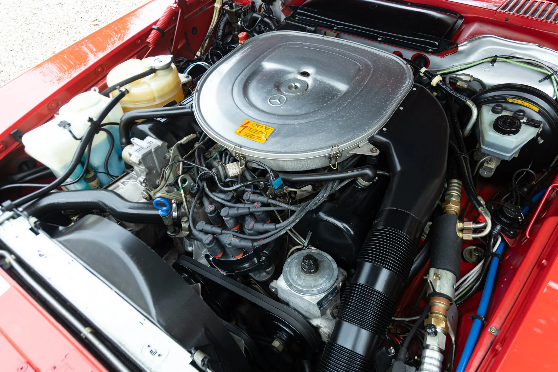 1986 Mercedes-Benz 560 SL, 4/30