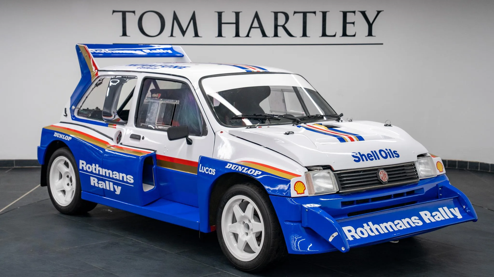 1986 MG Metro 6R4 proposée par un concessionnaire spécialisé à Swadlincote, Royaume-Uni, photo principale