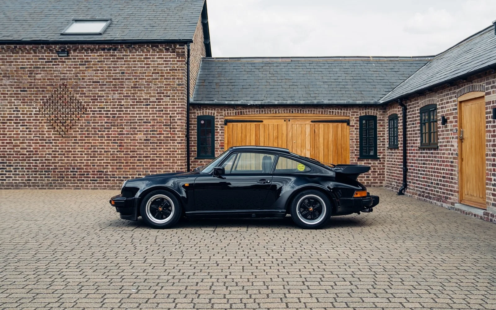 1986 Porsche 911 Turbo, 3/28