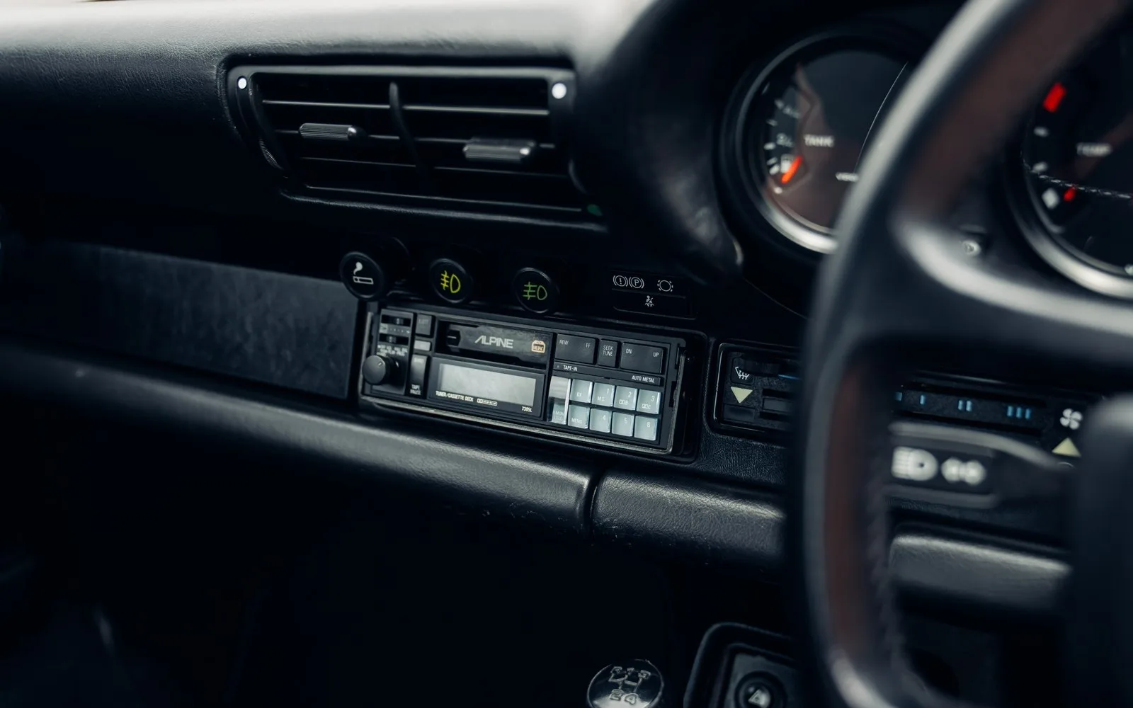 1986 Porsche 911 Turbo, 14/28