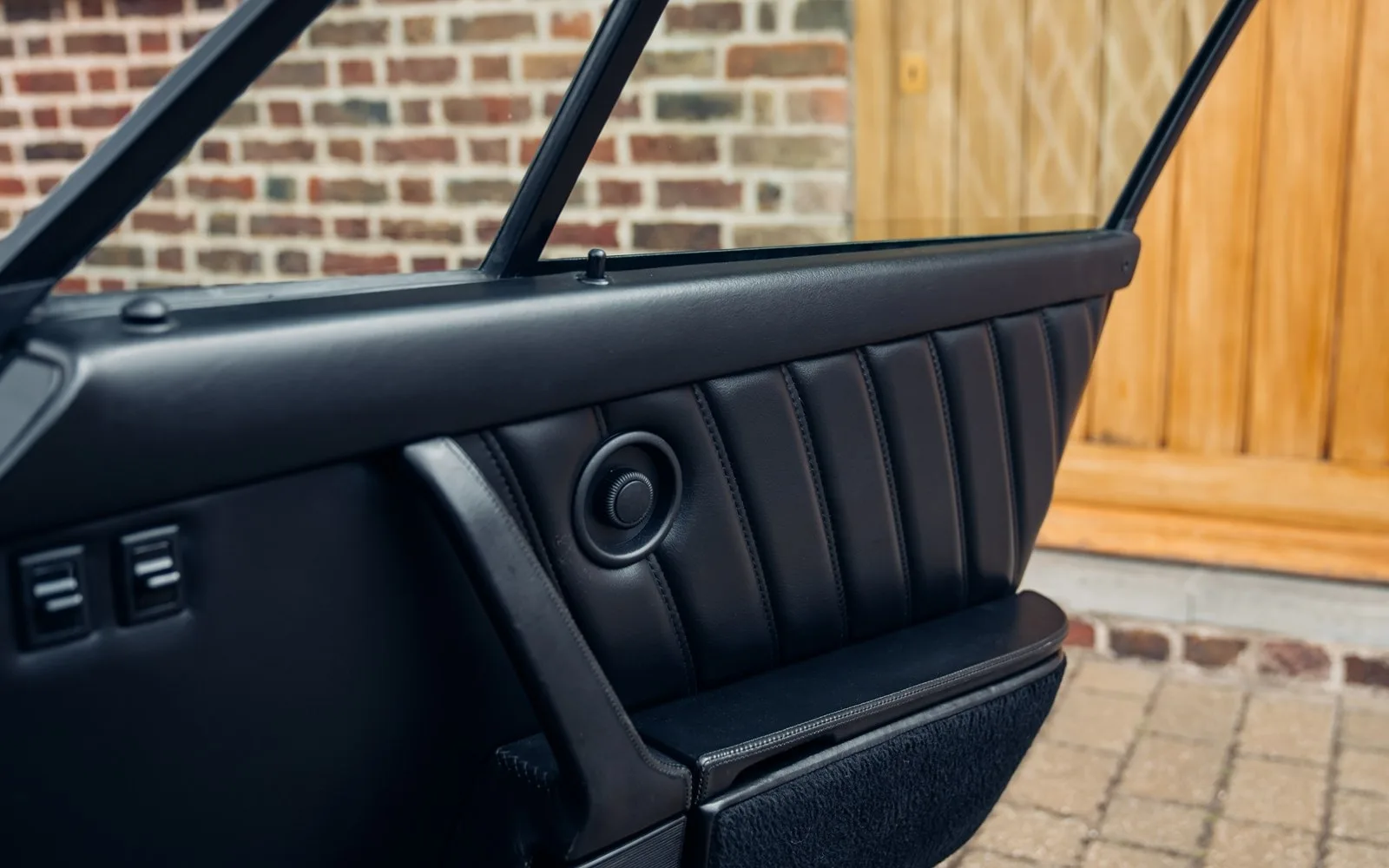 1986 Porsche 911 Turbo, 15/28