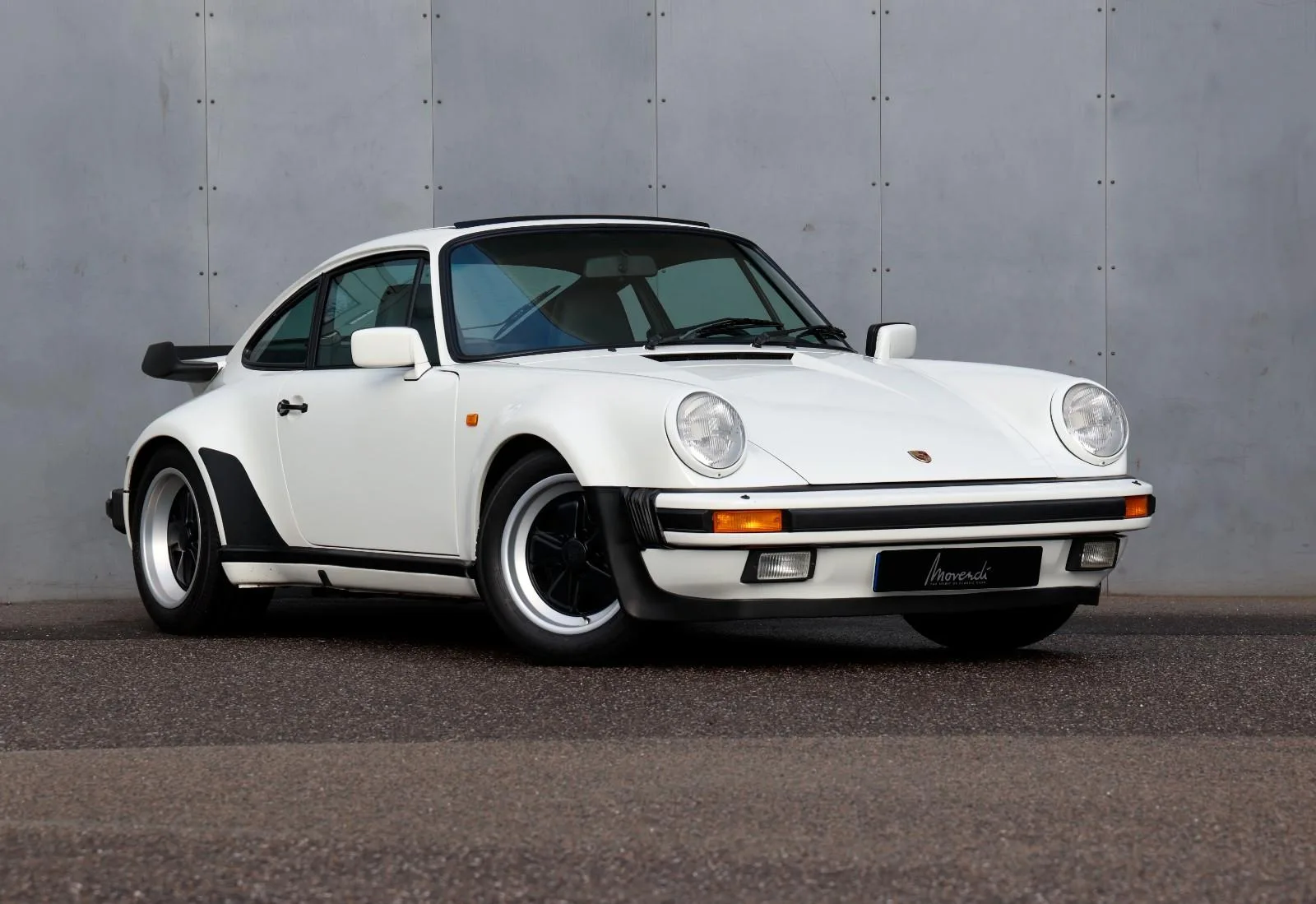 1986 Porsche 911 Turbo 3.3 (930), 10/24