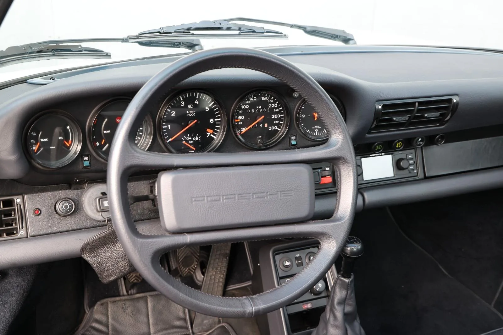1986 Porsche 911 Turbo 3.3 (930), 18/24