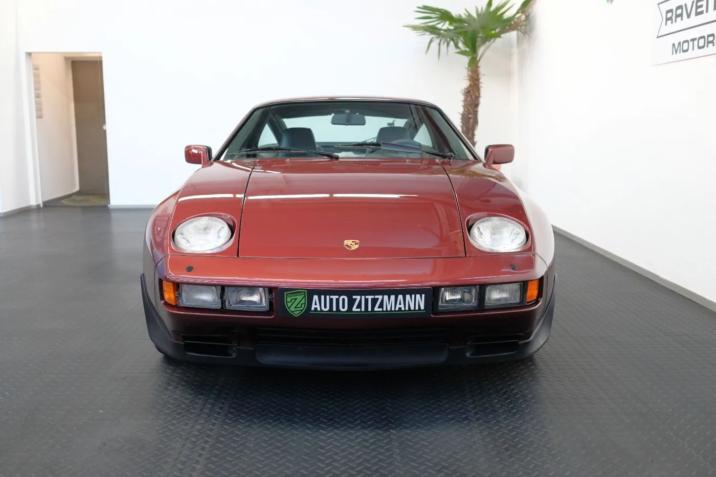 1986 Porsche 928 S proposée par un concessionnaire spécialisé à Nuremberg, Allemagne, photo 3 sur 15