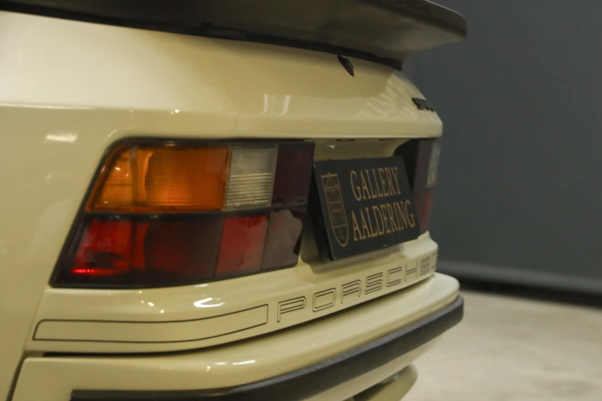 1986 Porsche 944 2.5 Coupé, 30/30