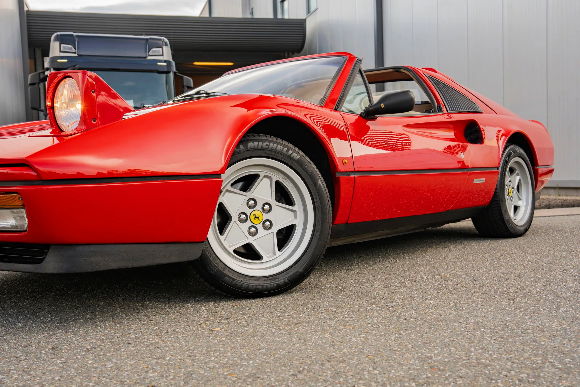 1987 Ferrari 328 GTS, 11/30