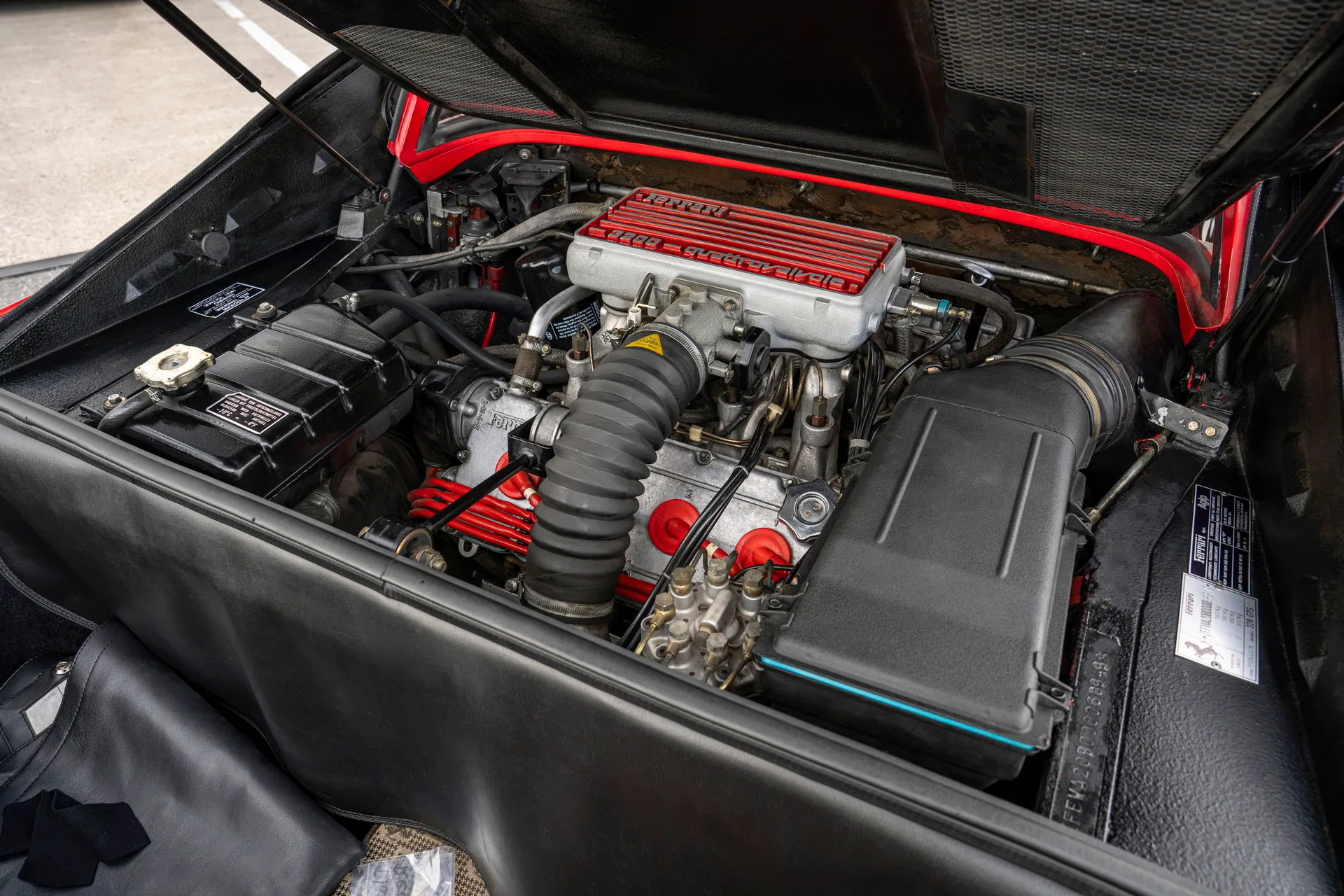 1987 Ferrari 328 GTS, 25/30