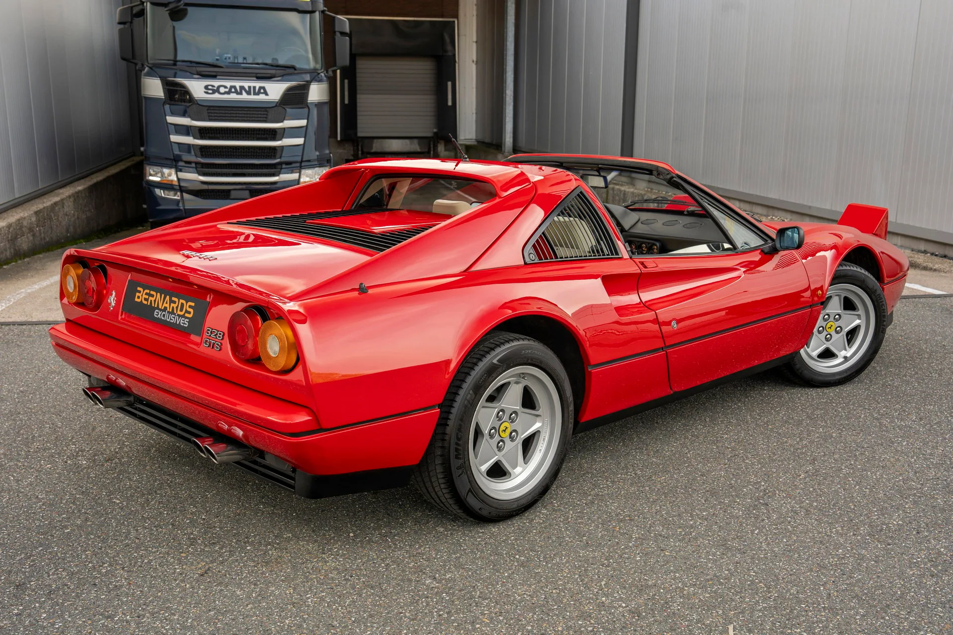 1987 Ferrari 328 GTS, 26/30