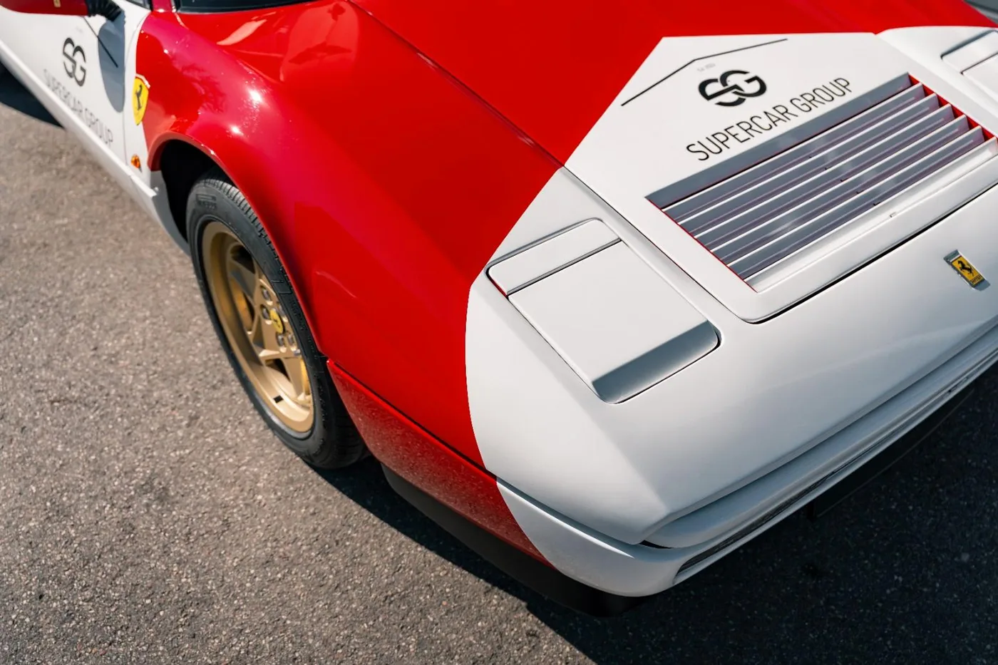 1987 Ferrari 328 GTS angeboten von einem Supersportwagenhändler in Munich, Deutschland, Foto 19 von 19