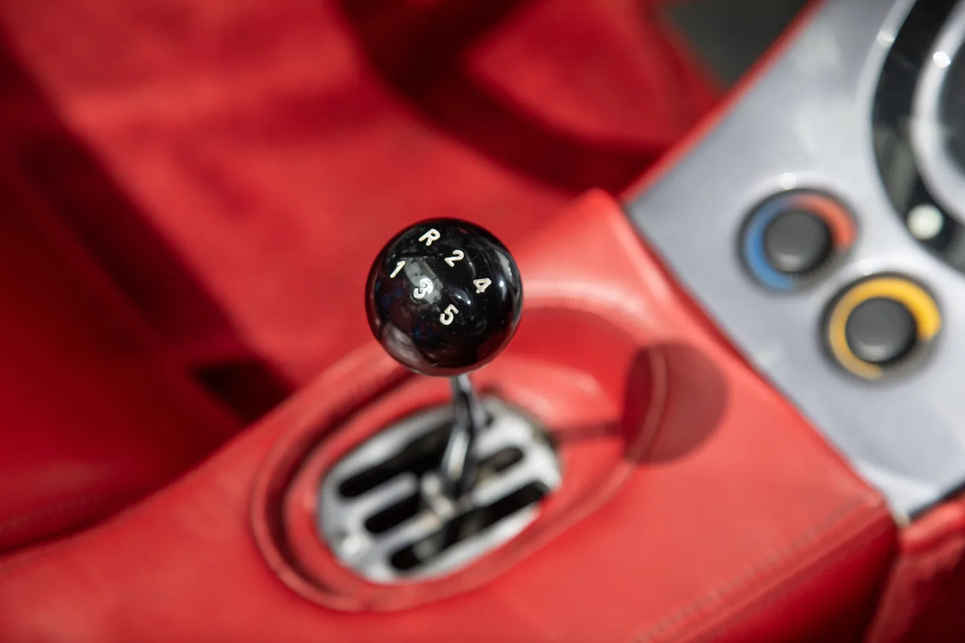 1987 Ferrari Testarossa Alcador by Sbarro, 27/30