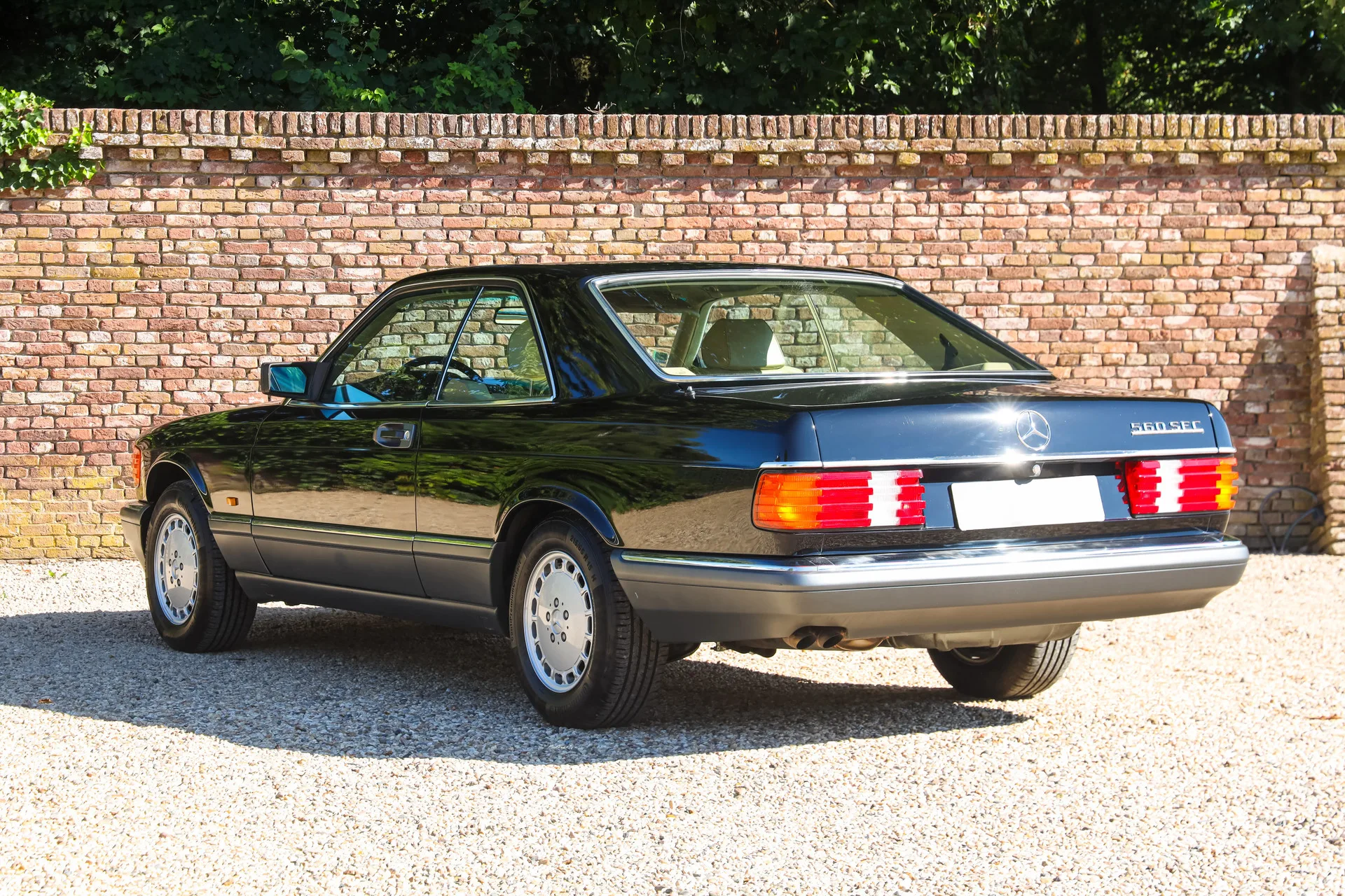 1987 Mercedes-Benz 560 SEC, 2/30