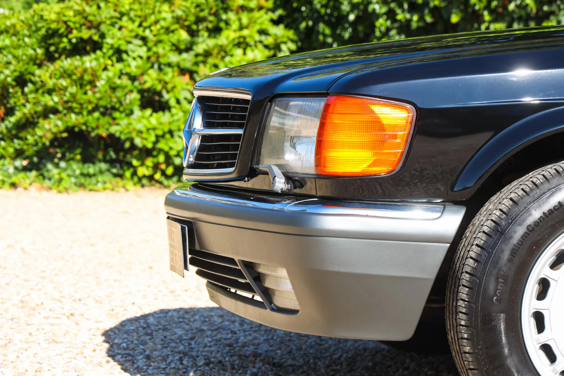 1987 Mercedes-Benz 560 SEC, 10/30