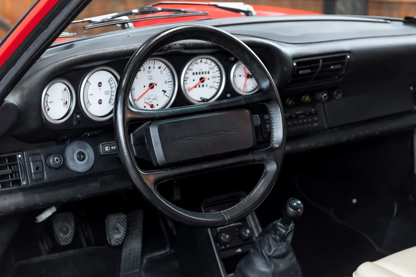 1987 Porsche 911 Turbo SE angeboten von einem Fachhändler in Neuss, Deutschland, Foto 8 von 10