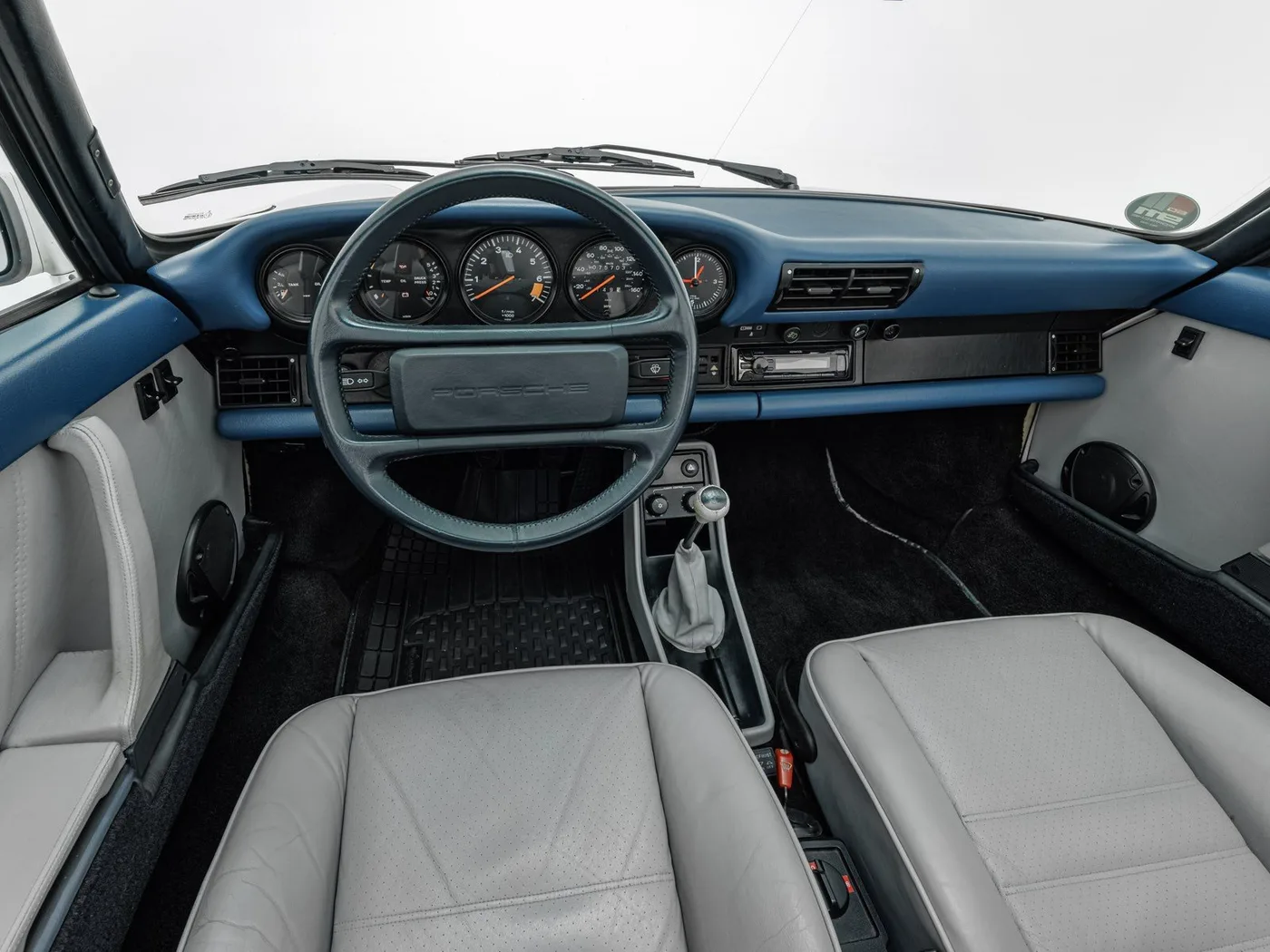 1987 Porsche 911 Carrera Cabriolet offered by a specialist dealer in Böblingen, Germany, photo 11 of 15