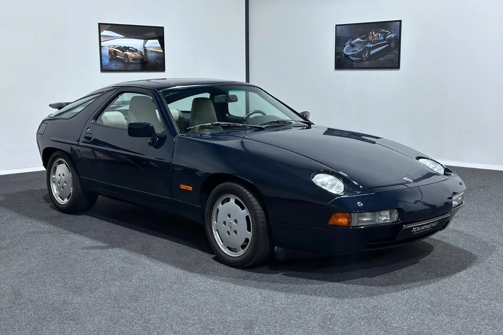 1987 Porsche 928 S4 angeboten von einem Fachhändler in Ellerbek, Deutschland, Hauptfoto