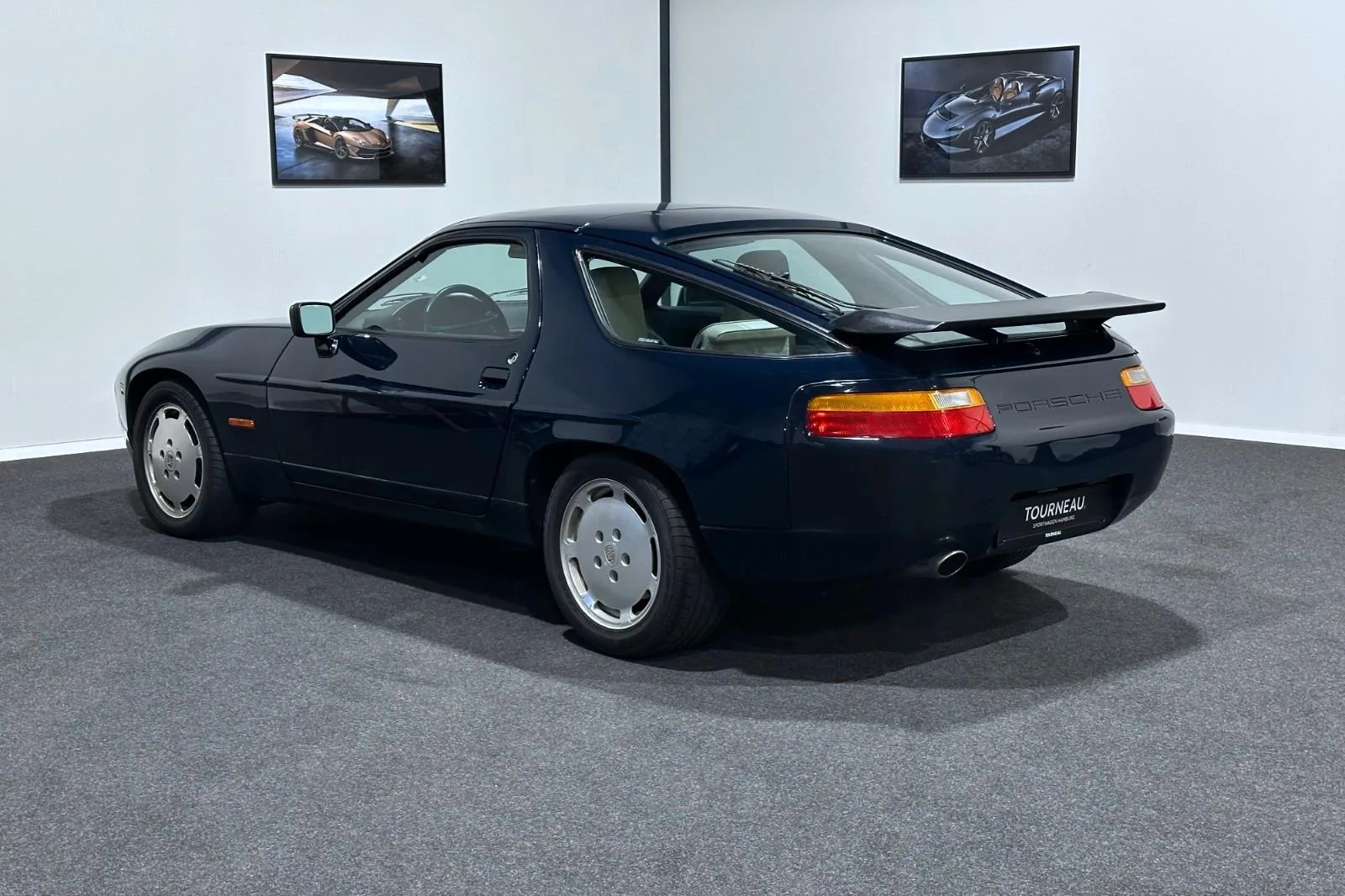 1987 Porsche 928 S4, 6/12