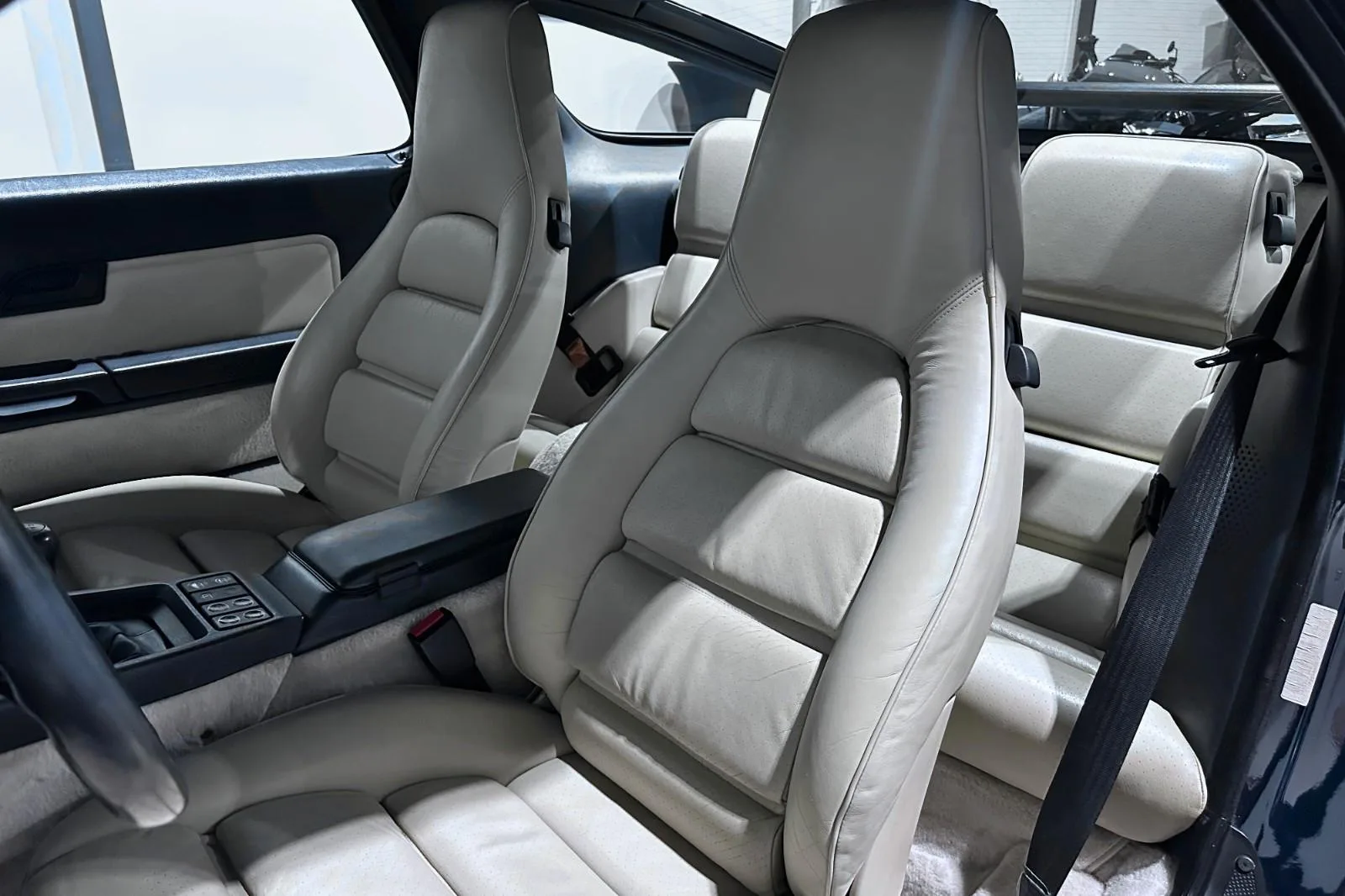 1987 Porsche 928 S4, 11/12