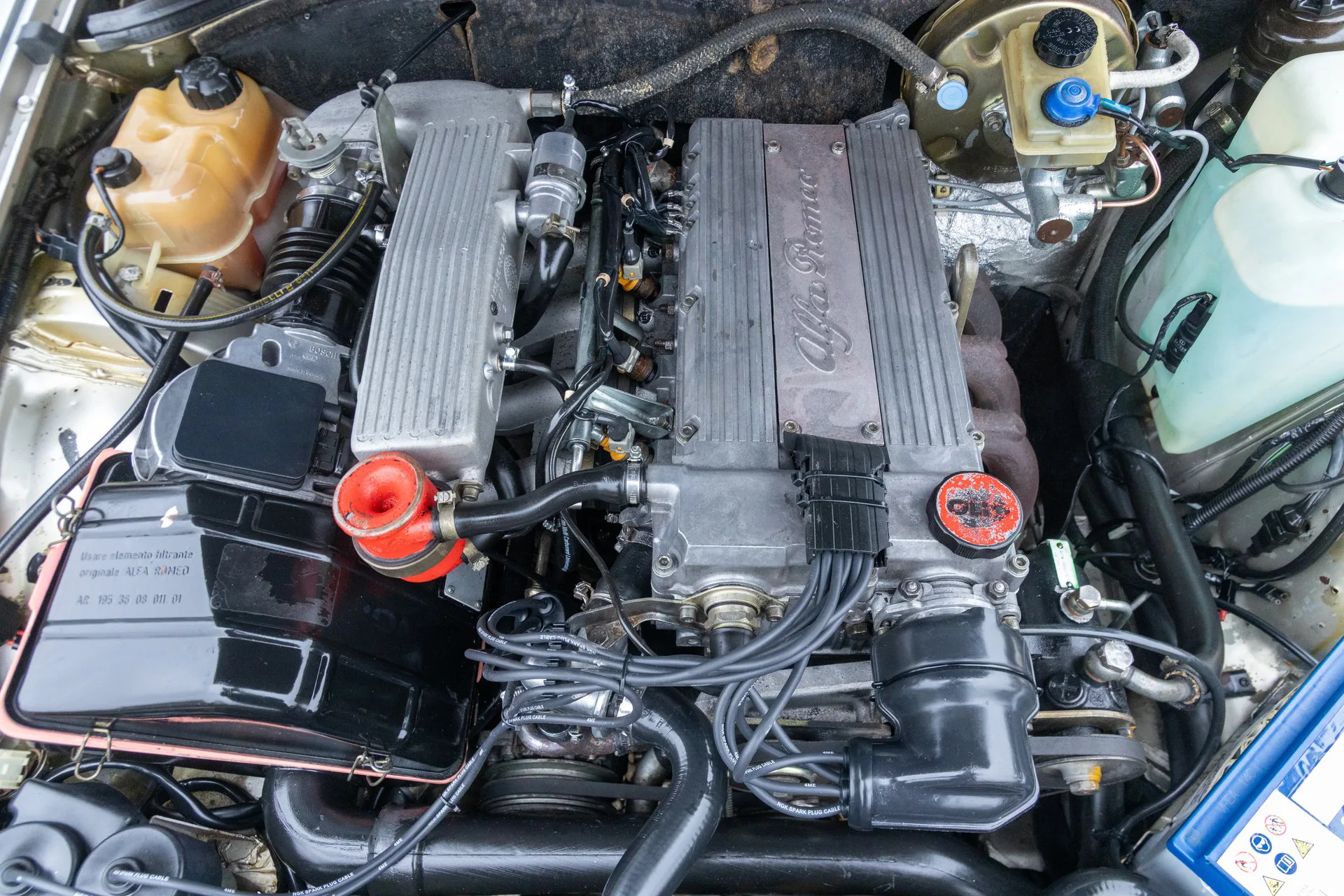1988 Alfa Romeo 75 2.0 Twin Spark, 4/30