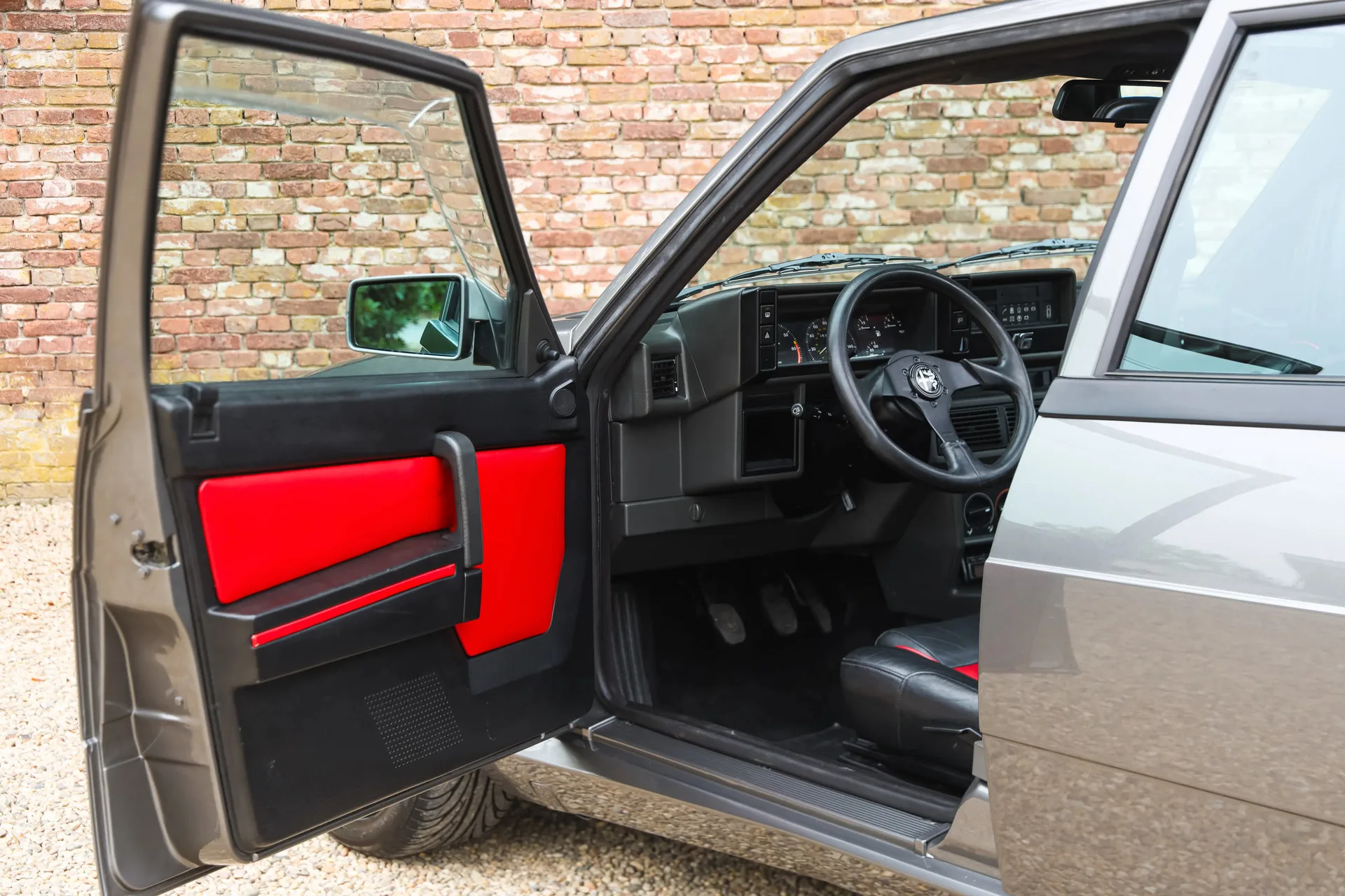 1988 Alfa Romeo 75 3.0 V6, 23/30