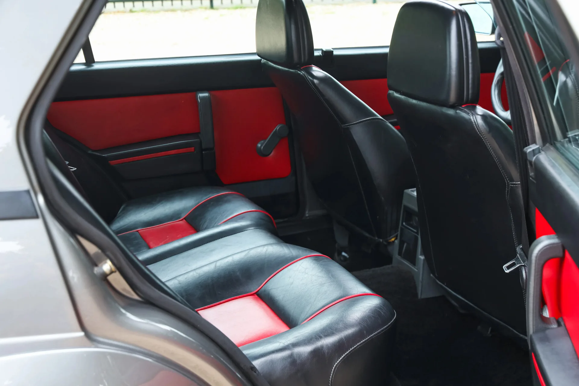 1988 Alfa Romeo 75 3.0 V6, 28/30