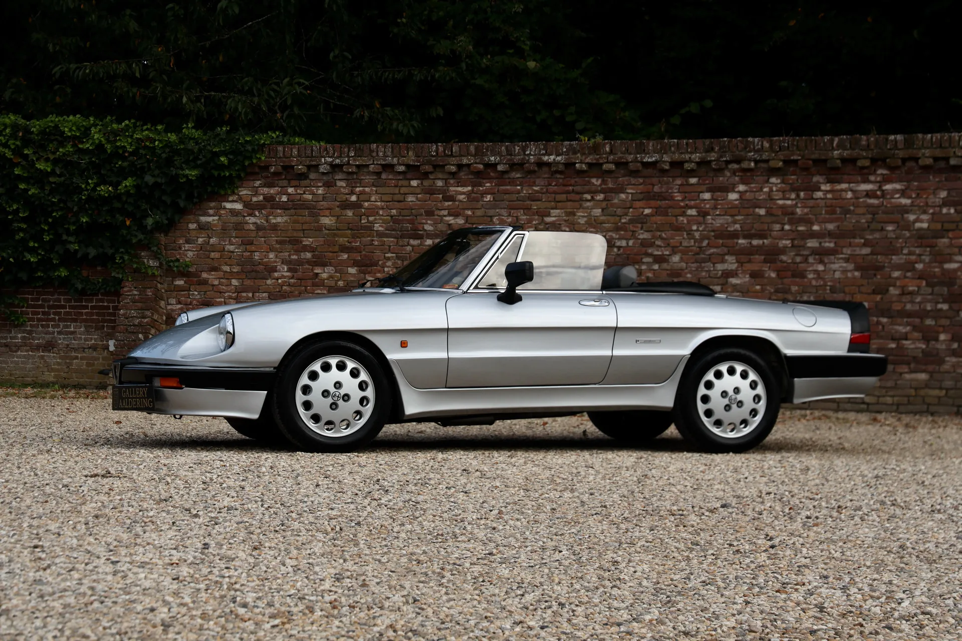 1988 Alfa Romeo Spider 2.0 Quadrifoglio Verde, 23/30